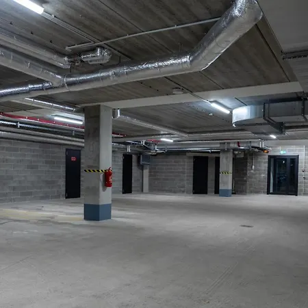 Centre With Large Terrace Apartment *